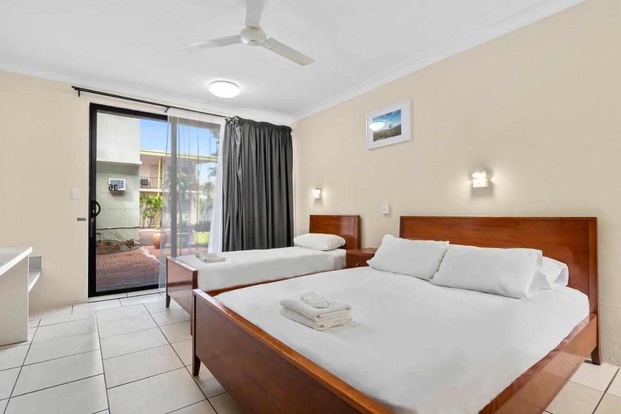 Hotel Tropiq Cairns Esterno foto