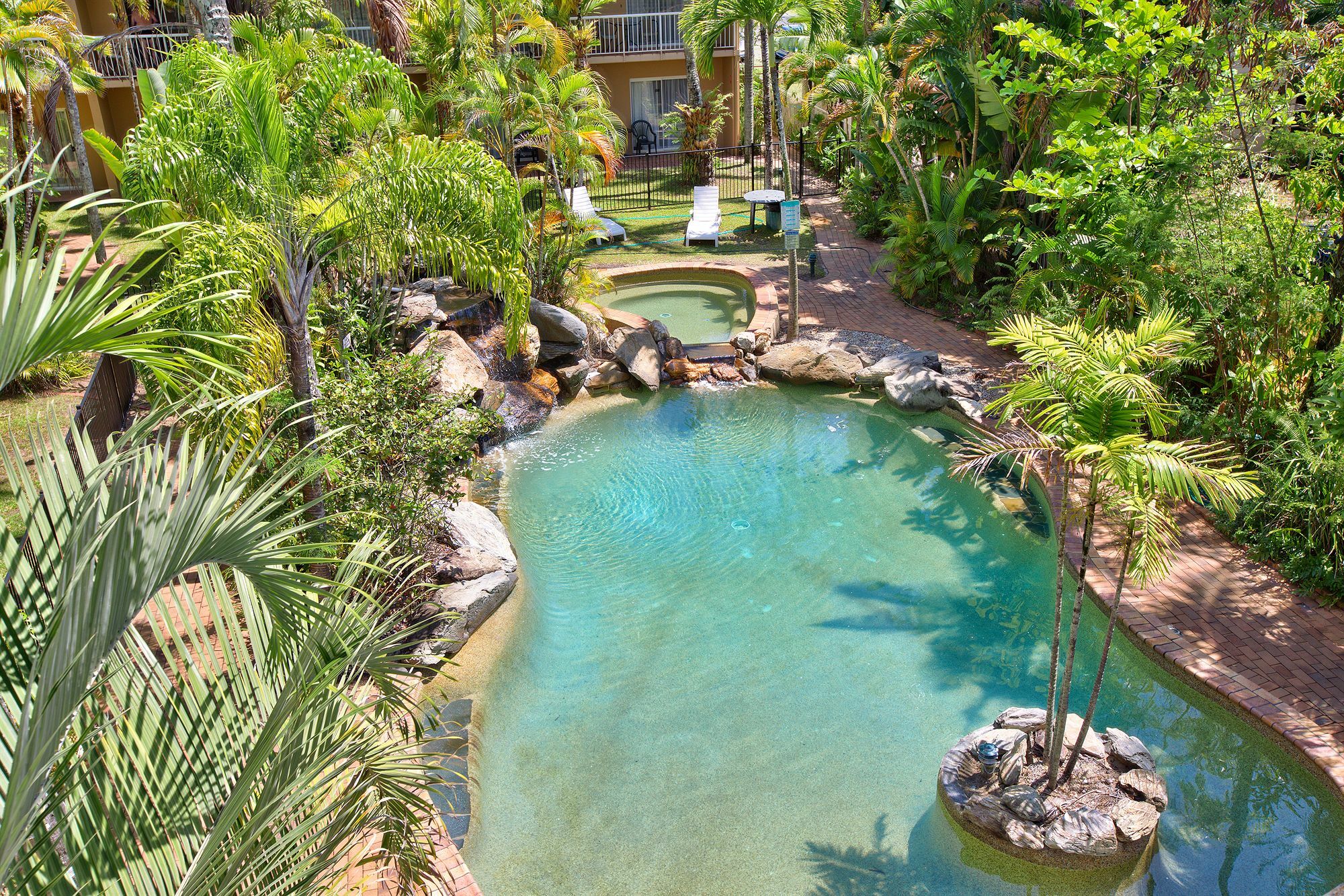 Hotel Tropiq Cairns Esterno foto